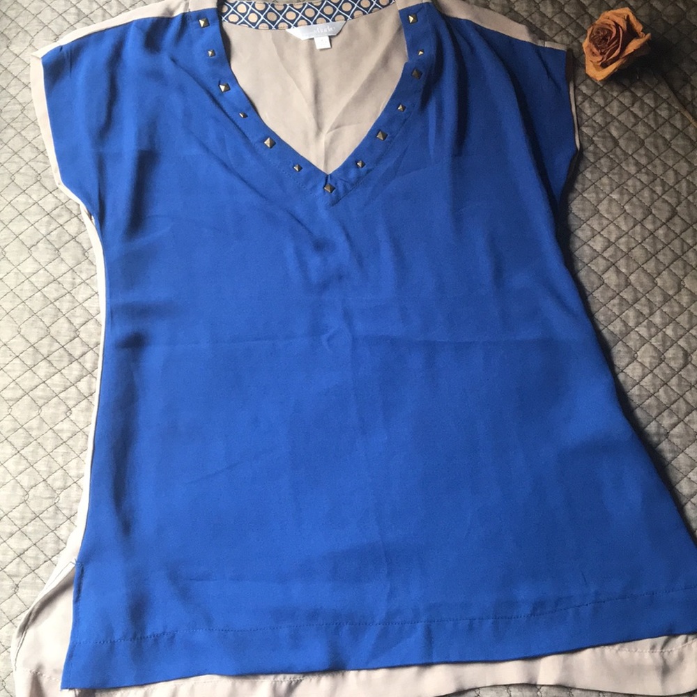 CHARMING CHARLIE blouse